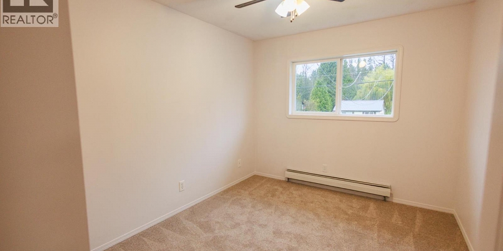 A 5115 MEDEEK AVENUE Terrace Photo 12 A 5115 MEDEEK AVENUE Terrace Photo 12